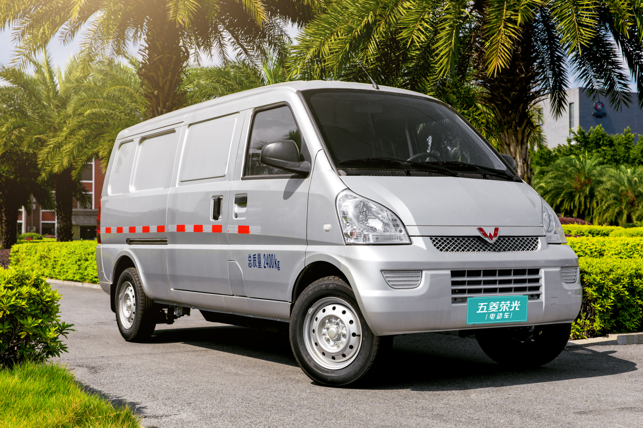 五菱榮光電動(dòng)車及售貨車產(chǎn)品資料詳情公布